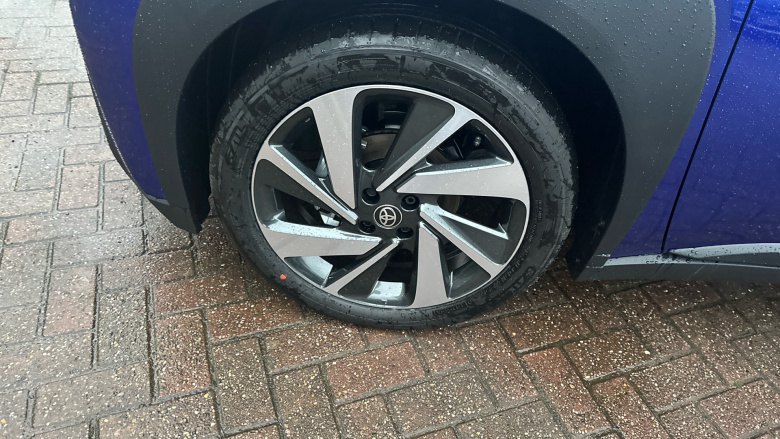 Toyota Aygo X 1.0 VVT-i Edge 5dr Petrol Hatchback